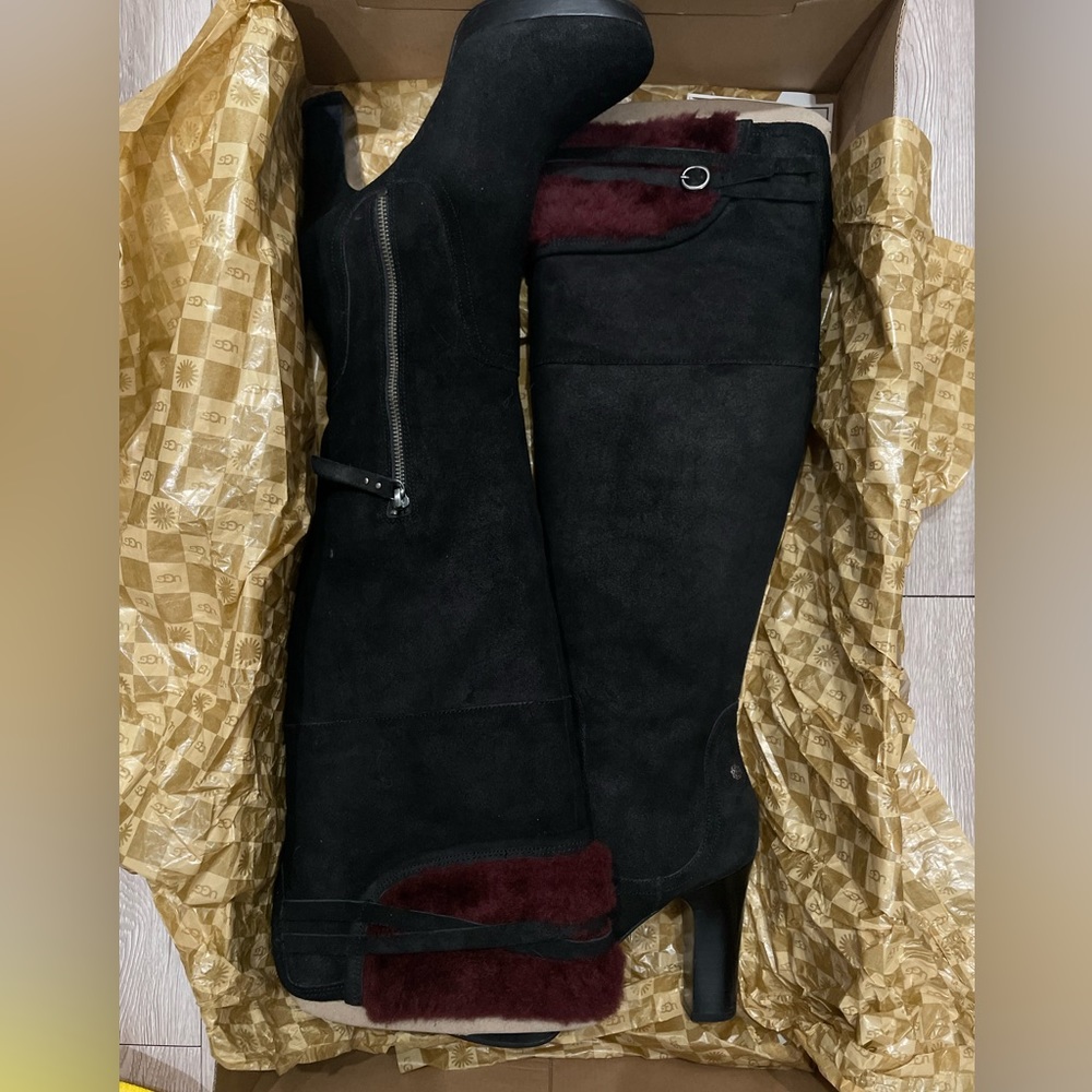 UGG Ophira women's boots Black Suede & Burgundy Shearling tall boot 9